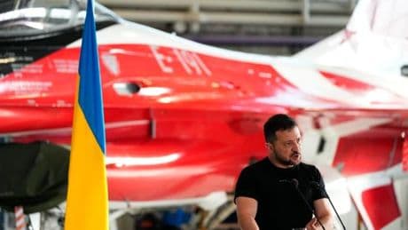 En direct, guerre en Ukraine : les Etats-Unis approuvent la vente à Kiev de pièces détachées et de matériel d’entraînement pour des chasseurs F-16