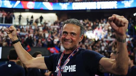 El gesto del Real Madrid con su "querido Luis Enrique" que contrasta con el feo del Barça tras la final de Champions