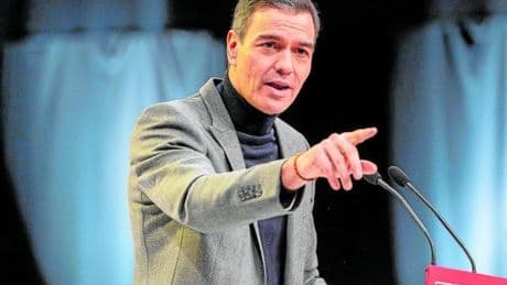 Sánchez acusa al PP de plegarse a las grandes energéticas por el rechazo al decreto antiaranceles