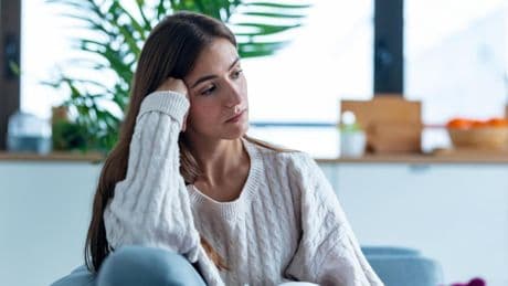 ¿Qué derechos tienen las madres si fallece su bebé durante el parto? Una abogada experta da las claves