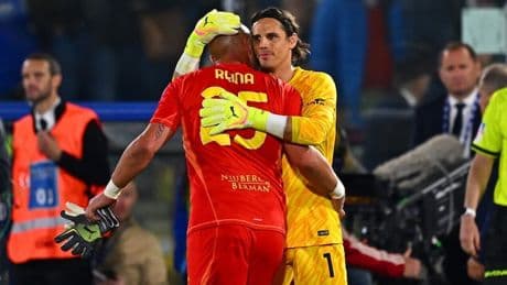 Reina espulso a Como, ma &egrave; standing ovation per fine carriera