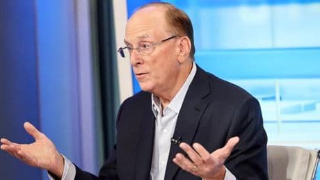 Le patron de BlackRock prend la tête du Forum de Davos
