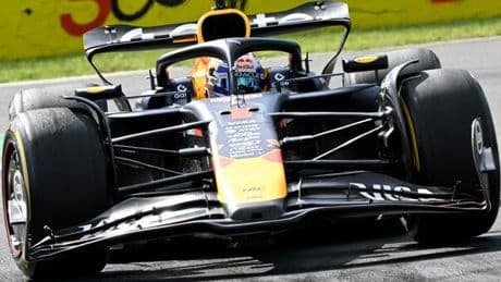 Verstappen stellare, un pilota unico. Piegate le McLaren, le Ferrari non possono che restare a guardare