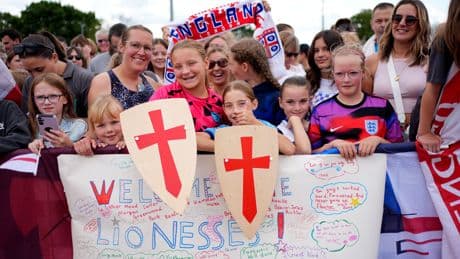 No 10 brushes off calls for extra bank holiday to mark Lionesses’ victory