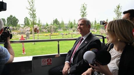 Mansur Yavaş, Atatürk Çocukları ve Doğal Yaşam Parkı'nı tanıttı