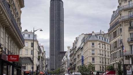 Tour Montparnasse : une réhabilitation à 624 millions d’euros et du rififi à (presque) tous les étages