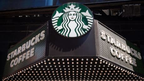 Starbucks abrirá a finales de verano su primera 'flagship' en España en el Santiago Bernabéu