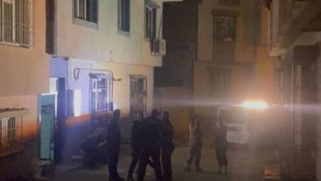 Anne ve kızı kilitli odada ölü bulundu