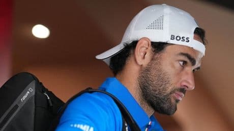 Berrettini, da &quot;mi sono rotto qui&quot; all'allarme Us Open. E spunta la ballerina