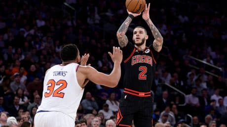 Bulls trading oft-injured Lonzo Ball to Cavaliers as former top pick gets shot with contender