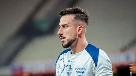 Helton Leite debuta con una de las paradas de la jornada en la Copa Libertadores
