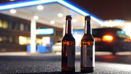 „Warum sollten Autofahrer Alkohol für die Weiterfahrt kaufen dürfen?“, fragt Streeck
