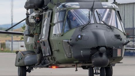 Aus fünf bis sechs Metern: Aus Hubschrauber gestürzter Soldat ist ansprechbar