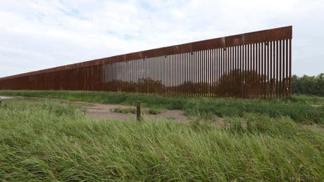 Texas stops providing new funding for border wall construction