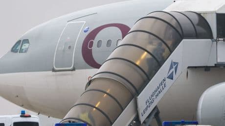 Dobrindt schickt ersten Abschiebeflug nach Afghanistan