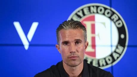 Robin van Persie'den Fenerbahçe açıklaması: "Ölü toplardan iyi pozisyonlar ürettiler"