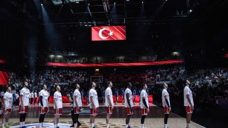 12 Dev Adam tarih yazdı! Siyasilerden tebrik mesajı: Büyük gurur için teşekkürler