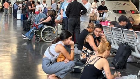 Enésima incidencia ferroviaria en Andalucía: decenas de pasajeros con destino a Valencia, atrapados en Córdoba