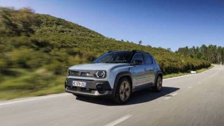 Renault 4 E-Tech Electric: l'abbiamo provata, ecco come va
