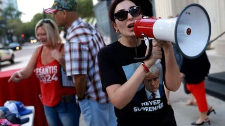 Tucker Carlson likens Laura Loomer to a ‘child wielding a loaded firearm called Twitter’