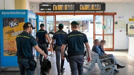 Imperia, giro di vite sulla sicurezza: controlli a tappeto contro spaccio e atti vandalici | Video