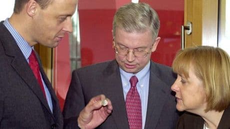 „Merz ist der richtige Mann zur richtigen Stunde“, sagt Roland Koch
