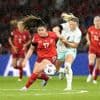 Live EK | Doelpunt Zwitserland afgekeurd, IJsland raakt de lat