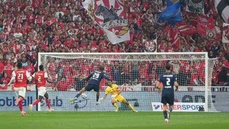 El PSG de Luis Enrique da su segundo paso hacia el triplete tras ganar la Copa ante el Reims (3-0)