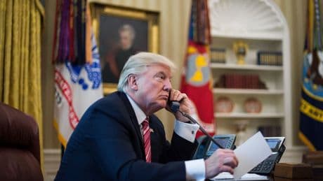 Gesprek tussen Poetin en Trump voorbij: Kremlin doet geen toezeggingen, volgens Trump starten onderhandelingen ‘onmiddellijk’
