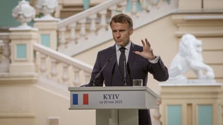 Macron: Her zamanki gibi Rusya'nın cevabını bekliyoruz