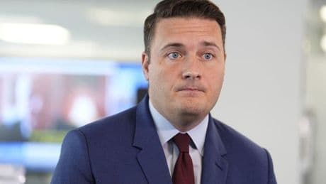 Wes Streeting issues 'don't strike' appeal to NHS staff before crunch union talks