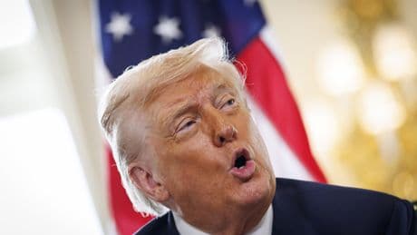 Trump impone su visión arancelaria al mundo tras la capitulación de Europa