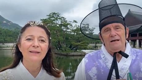 Le Pillole di Galateo: Le buone maniere in Oriente e Occidente