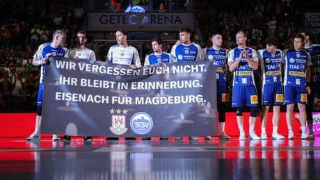 Nachholspiel nach Magdeburg-Anschlag - Bewegende Geste von Eisenachs Handballern