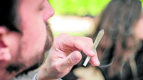 Las drogas se convierten en el principal factor de riesgo de muerte súbita en jóvenes
