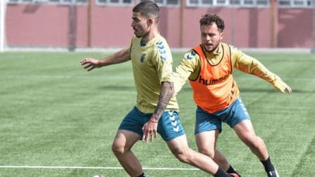 La UD Las Palmas amplía el contrato del extremo Ale García hasta 2029