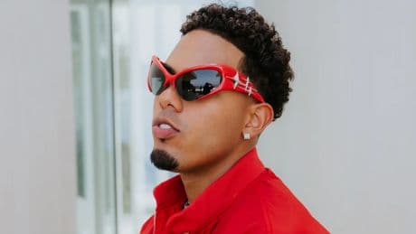 Myke Towers suspende su concierto en Valencia: &quot;Lo que podía pasar es que nos electrocutáramos&quot;