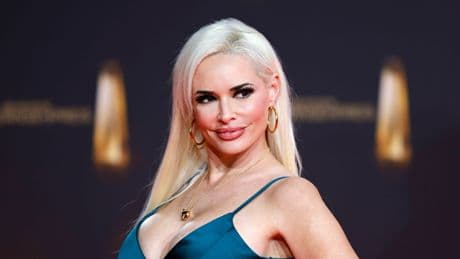 Tochter (10) in High Heels bei Event: Daniela Katzenberger kontert Kritik bissig