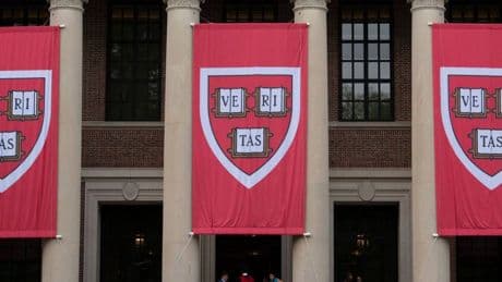 Neue juristische Schlappe für Trump: US-Gericht blockiert Einreisestopp für Harvard-Studierende