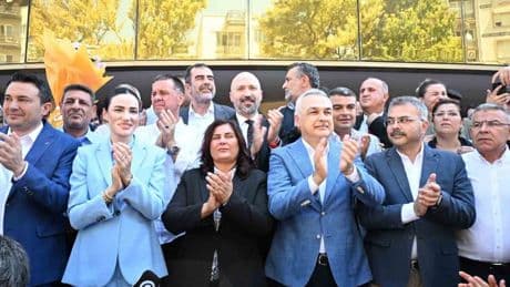 2014'ten bu yana yerel seçimlerde rakiplerdi: Savaş'tan Çerçioğlu'na destek