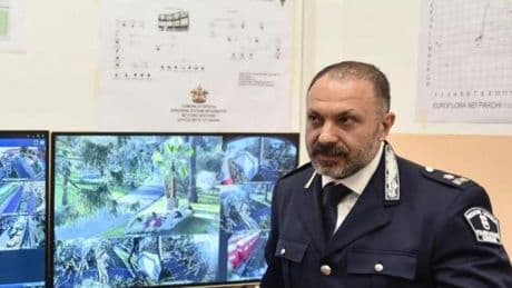 Inchiesta sulla polizia locale, il Comune di Genova sospende il comandante Giurato e lo trasferisce