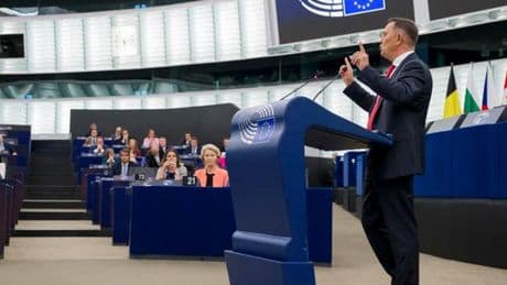 Au Parlement européen, la droite et l’extrême droite se soutiennent sur le dossier migratoire
