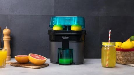 Zumo más barato que en el super: este exprimidor es automático y lo vas a amortizar en días