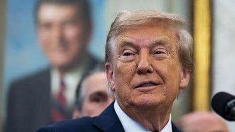 „Wir haben China sehr, sehr geholfen“ – Trump fühlt sich während Militärparade übergangen