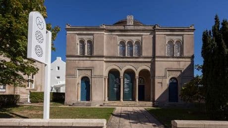 A Delme, en Moselle, la troisième vie de la synagogue, transformée en temple de l’art contemporain