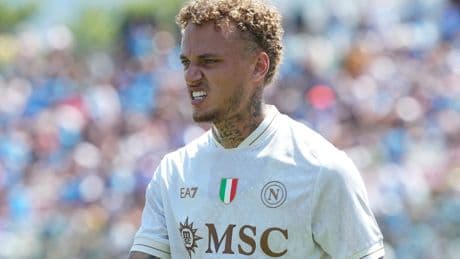 Noa Lang heeft langer de tijd nodig bij Napoli: ’Het is veel lopen, dat is hij niet gewend’