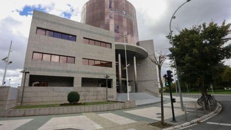 Hallan el cadáver de una mujer en la zona rural de Vitoria