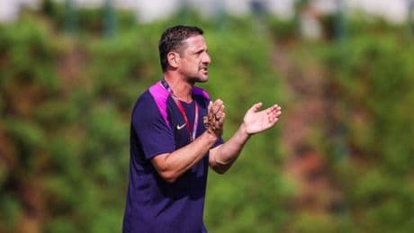 Belletti quita hierro a la derrota del Barça Atlètic: "Estamos creciendo"