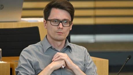 Parteien: Antisemitismus-Beschluss: Thüringer Linke geht auf Distanz