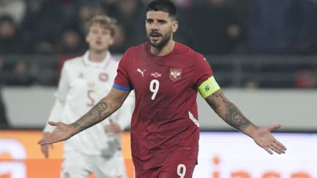 Mitrovic'in menajerinden ayrılık iddialarına cevap